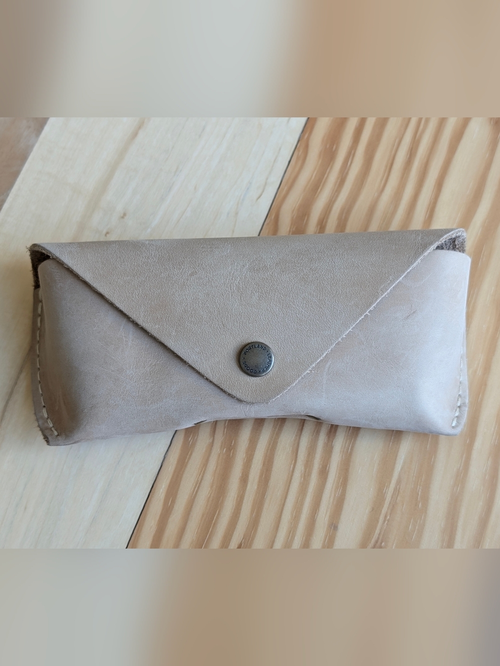 Portland Leather Dragon Bone Sunglasses Case